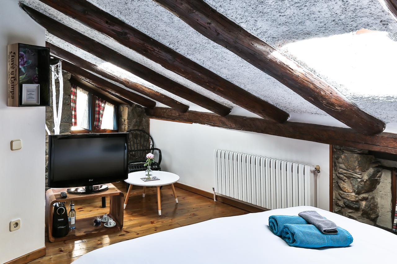 אנדורה לה ולה Hostal Cisco De Sans מראה חיצוני תמונה