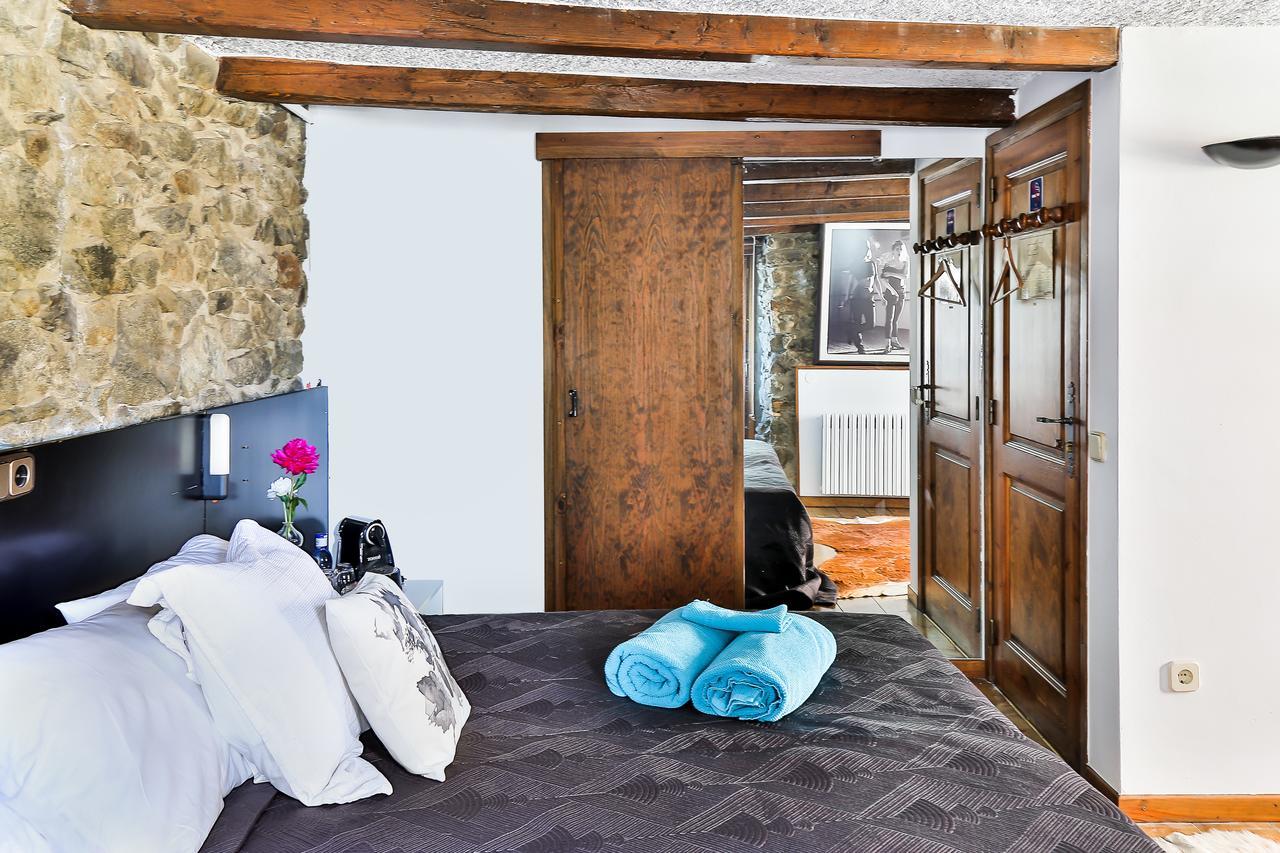 אנדורה לה ולה Hostal Cisco De Sans מראה חיצוני תמונה