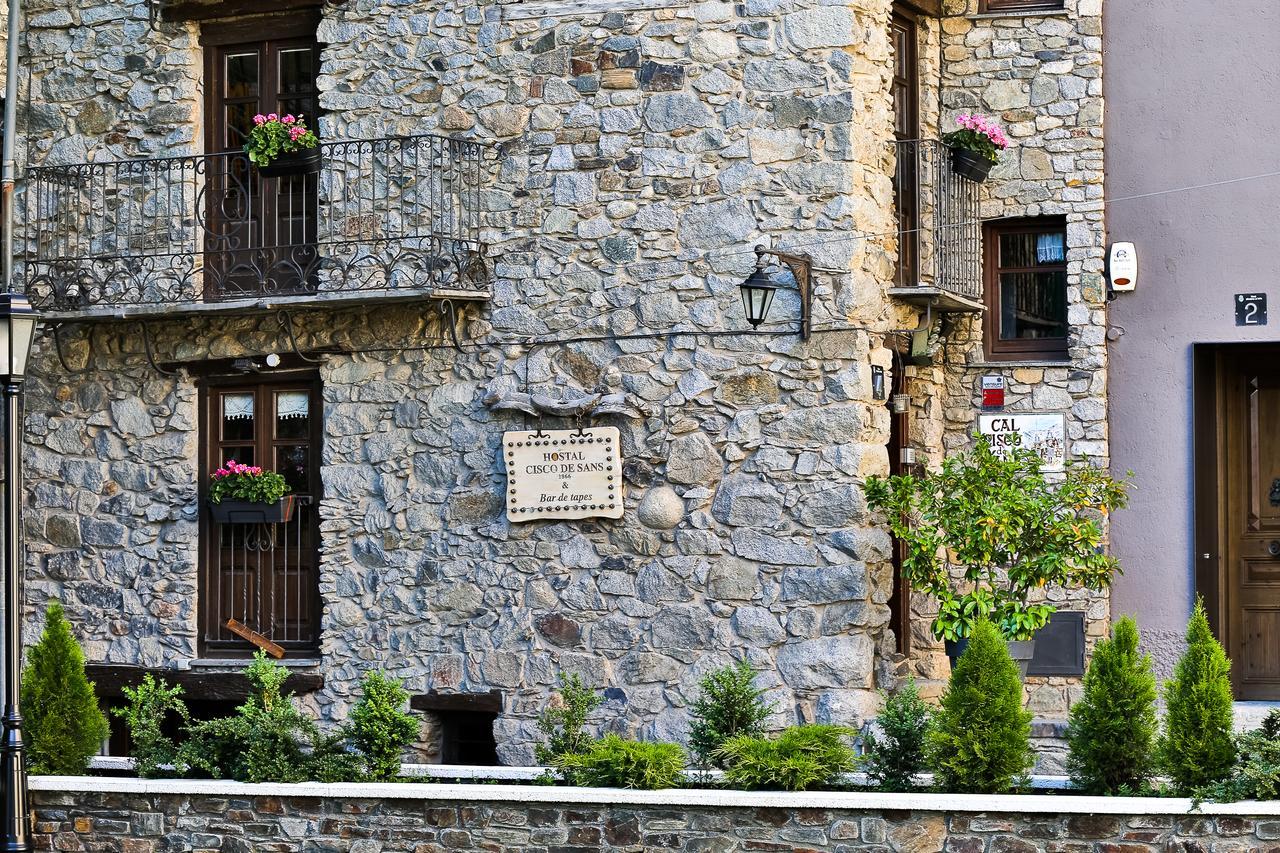 אנדורה לה ולה Hostal Cisco De Sans מראה חיצוני תמונה